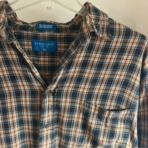 Men’s flannel shirt